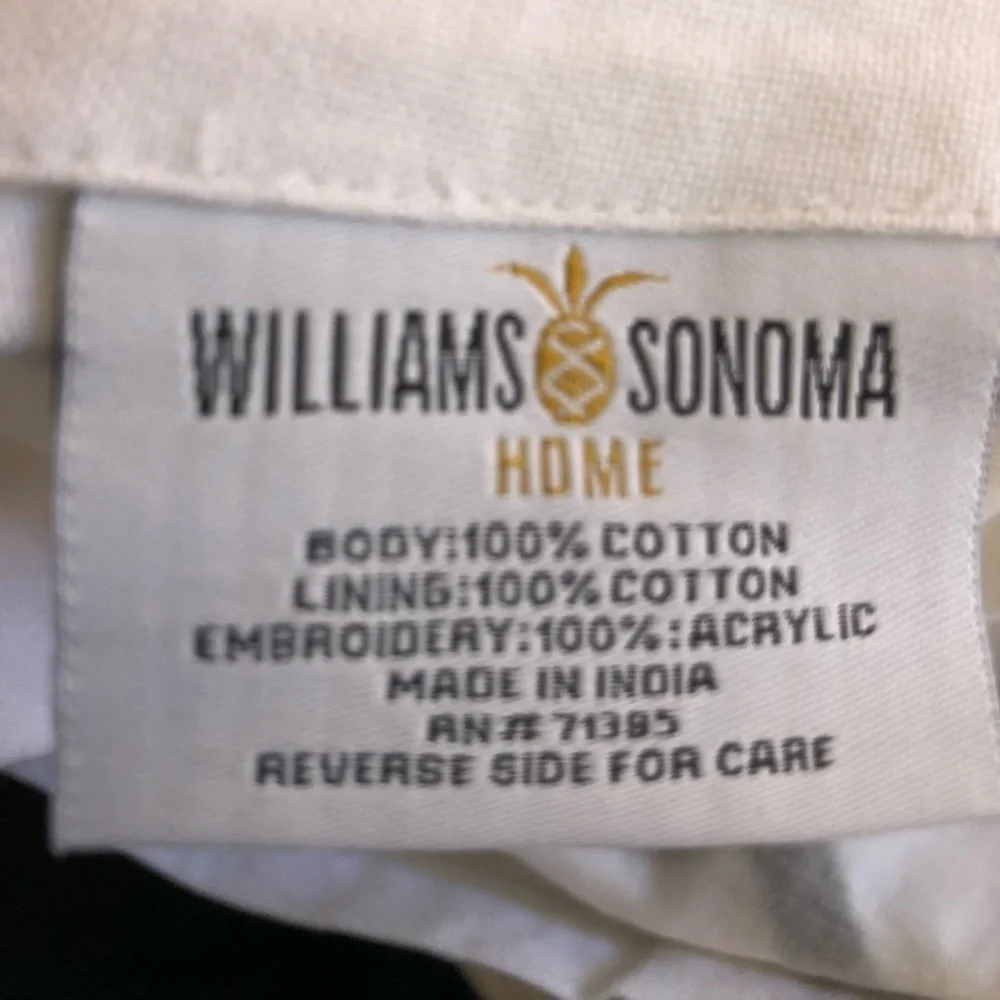 Williams Sonoma Home crewel Embroidered Quatrefoil sham King